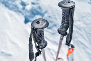 Во Владимирской области женщину осудили за избиение полицейских лыжной палкой