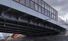 Мост через железную дорогу в Камешково откроют к лету