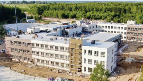 Школу за 900 млн рублей в Доброграде откроют позже срока