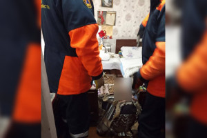 Во Владимирской области спасли 2 упавших в квартирах пенсионерок