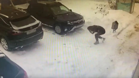 Пострадавший от падения снежной глыбы владимирец рассказал о состоянии