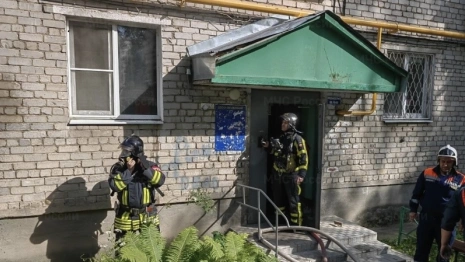 В Александрове на пожаре в многоэтажке эвакуировали 7 взрослых и 8 детей