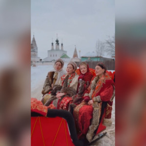 Фолк-группа из Суздаля проводила зиму песней