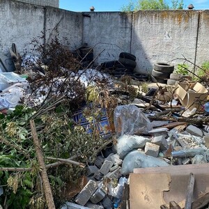 Во Владимире с кладбища Улыбышево вывезли 8 стихийных свалок мусора