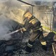 В деревне под Собинкой соседи спасли жильцов одноэтажного дома от пожара