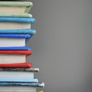 В Кольчугино детям пришлось учиться в разваливающейся по кирпичикам школе