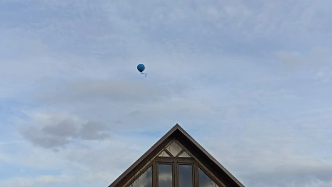 В небе под Владимиром заметили воздушный шар с Георгиевской лентой