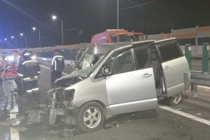 Во Владимирской области пострадавшего зажало в кабине авто после ДТП на М-12