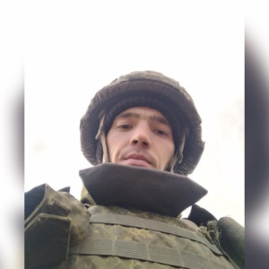 В честь погибшего владимирского бойца СВО Александра Смирнова откроют мемориальную доску