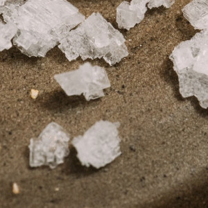 Диетолог Гинзбург рассказал о смертельной опасности злоупотребления солью