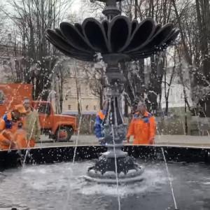 Во Владимире провели пробный запуск фонтана