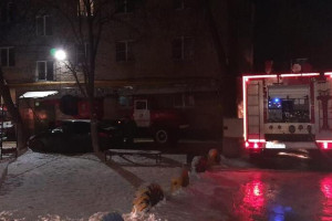 В Александрове из горящей пятиэтажки спасли 12 человек: есть грудные дети