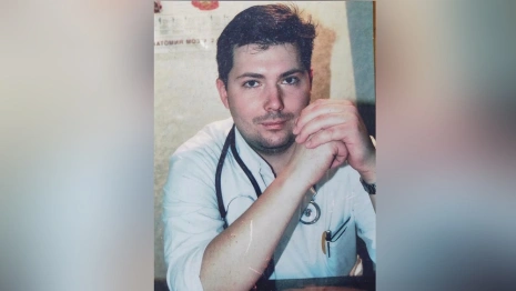 Во Владимире прощаются с погибшим в СВО врачом-неврологом