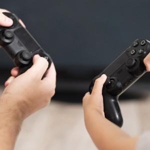 Во Владимире 34-летний бомж украл из подвала игровую приставку и 20 дисков