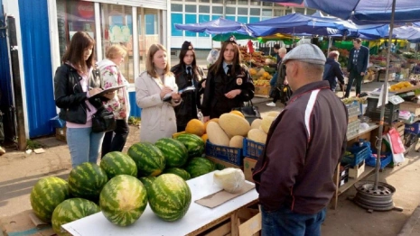 Во Владимире проверили популярные места стихийной уличной торговли 