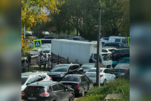 Родители школьников во Владимире спровоцировали хаос на дорогах