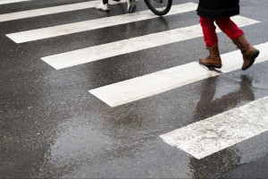 В Коврове мужчина сбил женщину с ребенком на пешеходном переходе
