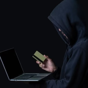 Жители Владимирской области «подарили» аферистам 140 млн рублей