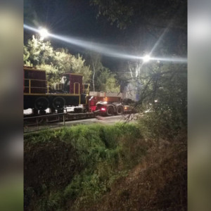 Во Владимирской области жители потушили загоревшийся тягач до приезда пожарных