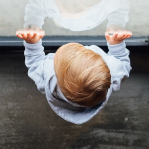 Во Владимирской области за год 10 детей выпали из окон