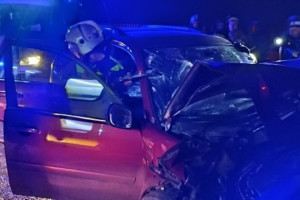 Во Владимирской области спасатели деблокировали пострадавшего в ДТП водителя