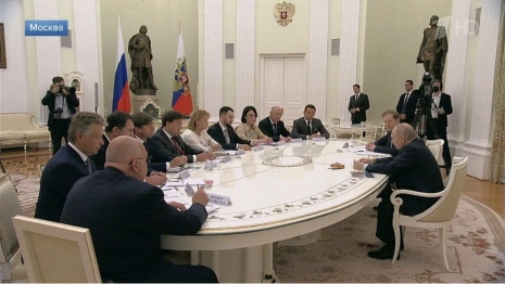 Путин встретился предпринимателем из Владимирской области