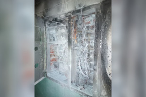 Во Владимире на пожаре в многоэтажке спасли двоих взрослых и двоих детей