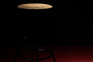 Жительница Владимира нашла престарелого мужа повешенным