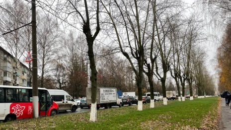 Во Владимире в мертвой пробке встал оживленный проспект