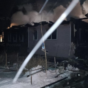 В поселке под Судогдой мощный пожар уничтожил частный дом