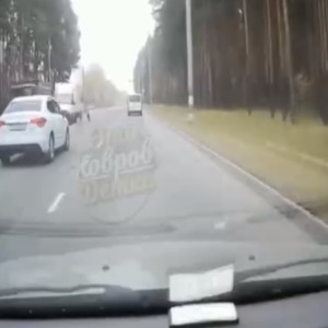 В Коврове колесо из грузовика отлетело во встречную легковушку