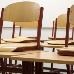 Строительство школы в Александрове перенесли на год из-за нехватки денег