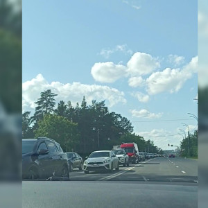 Во Владимире мертвую пробку в Загородном сняли на видео
