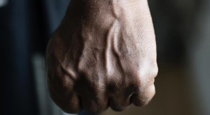 Бастрыкин взял на контроль историю с массовой дракой с мигрантами в Карабаново