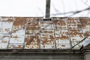 Глава Следкома взял на контроль ситуацию с расселением векового дома во Владимире