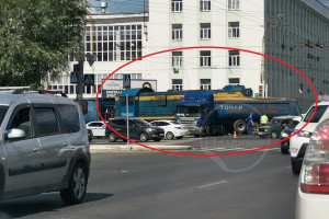 Во Владимире поезд столкнулся с самосвалом