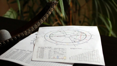 Тельцы превратят муху в слона, а раков оценят по достоинству. Гороскоп на 25 декабря