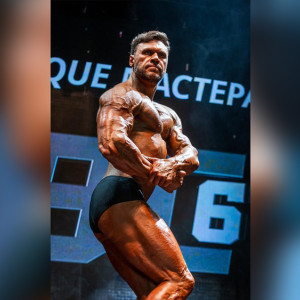 Завоевавший бронзу Гран-при владимирский депутат-бодибилдер раскрыл секрет успеха 