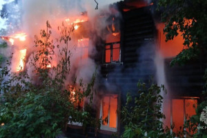 Ночью в Коврове произошел крупный пожар