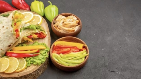 Во Владимирской области в 113 общепитах готовили из неизвестной продукции