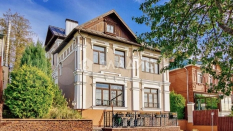 Во Владимире выставили на продажу элитный дом за 90 млн рублей