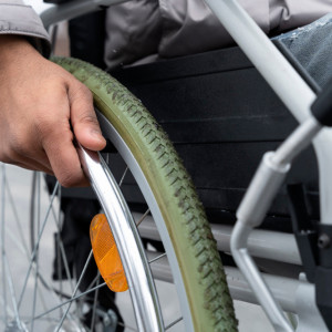 Во Владимирской области инвалиду отказали в выдаче квартиры на 1 этаже