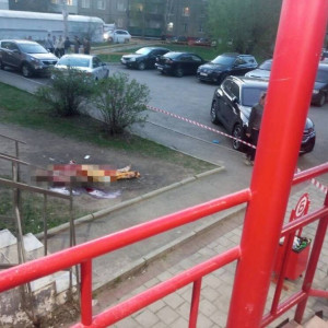 Во Владимире 20-летний парень выпал из балкона 14 этажа