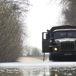 Во Владимирской области разлившаяся Ока отрезала от цивилизации 100 человек