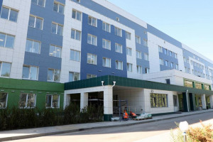 Сроки сдачи строящегося 42 года акушерского корпуса в Коврове оказались под угрозой срыва