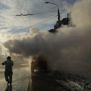 Во Владимире при пожаре полностью выгорел кузов машины «Водоканала»