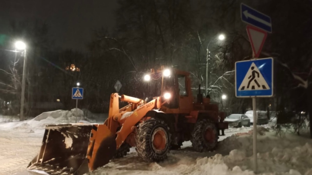 Во Владимире автомобилистов попросили убрать машины с 14 улиц на ночь -  День во Владимире