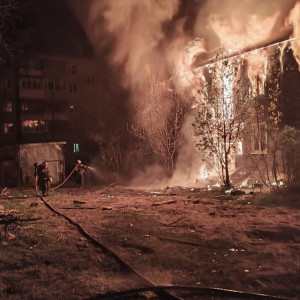 В Коврове загорелся излюбленный подростками заброшенный барак