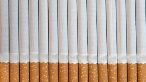 Жители Владимира пожаловались на «Магнит» за продажу сигарет возле школы