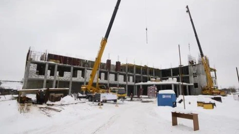 В Собинке начали строить 3 этаж взрослой поликлиники